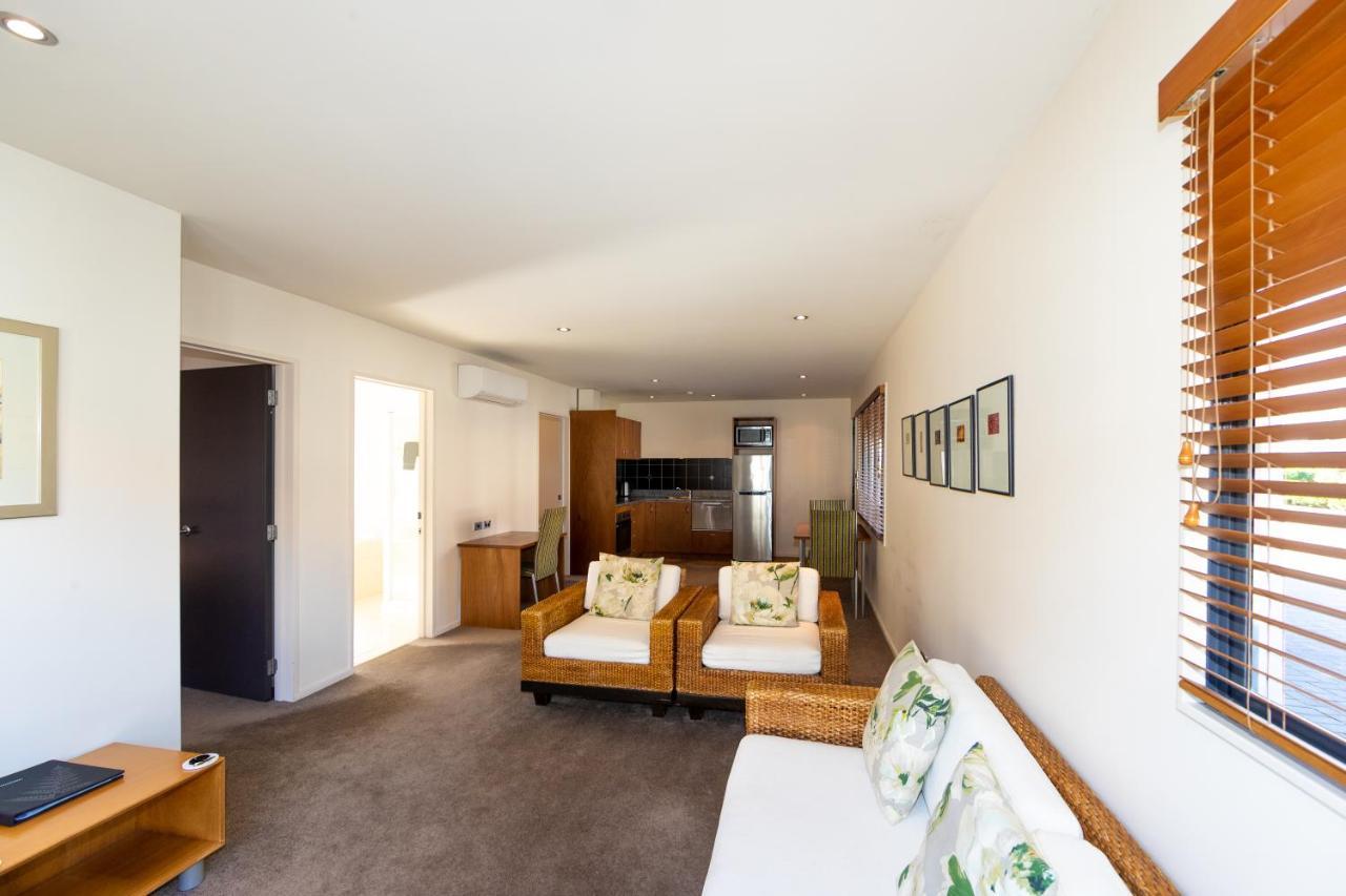 Harvest Lodge Motel Havelock North Exterior foto